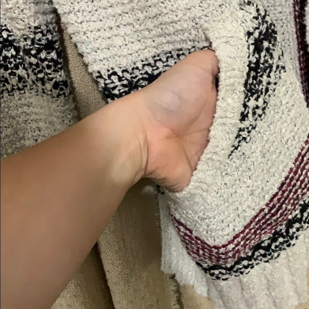 Cardigan - Picture 2 of 3